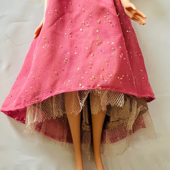 Fashion fever barbie doll 2007 - Picture 3 of 13